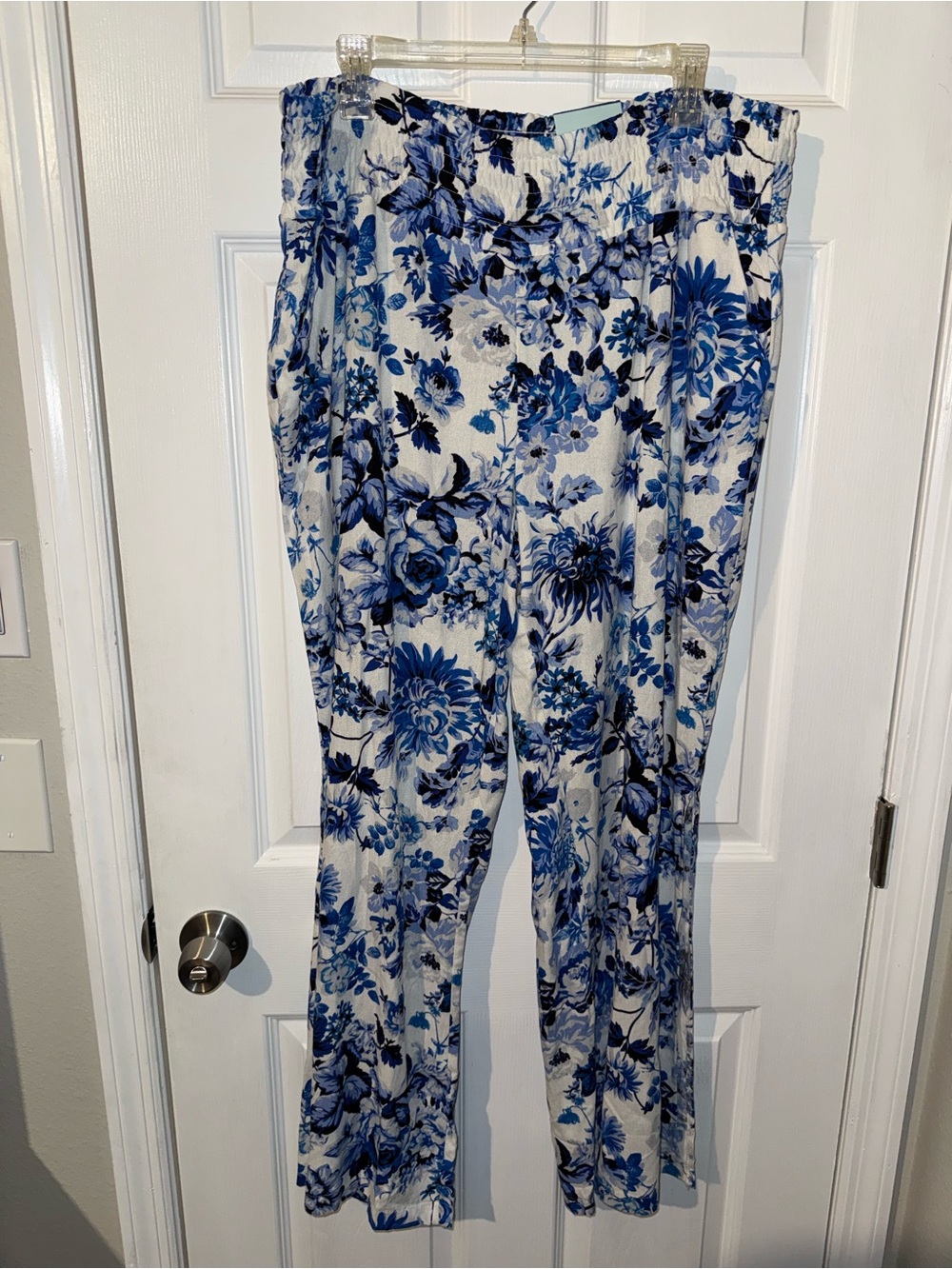 Blue Sol Women's Wide Leg Linen Pants White Blue Floral NWT XL Elastic Waist